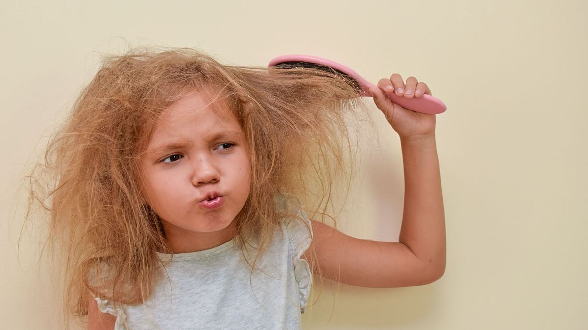 Do you know this disease that makes hair uncombable?