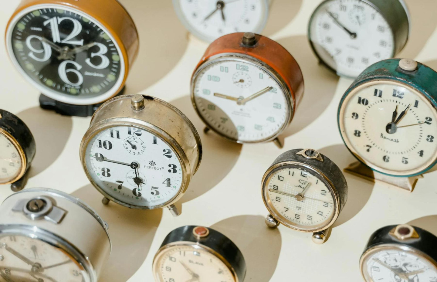 “Get up, get up”: how humanity invented alarm clocks and what came of it