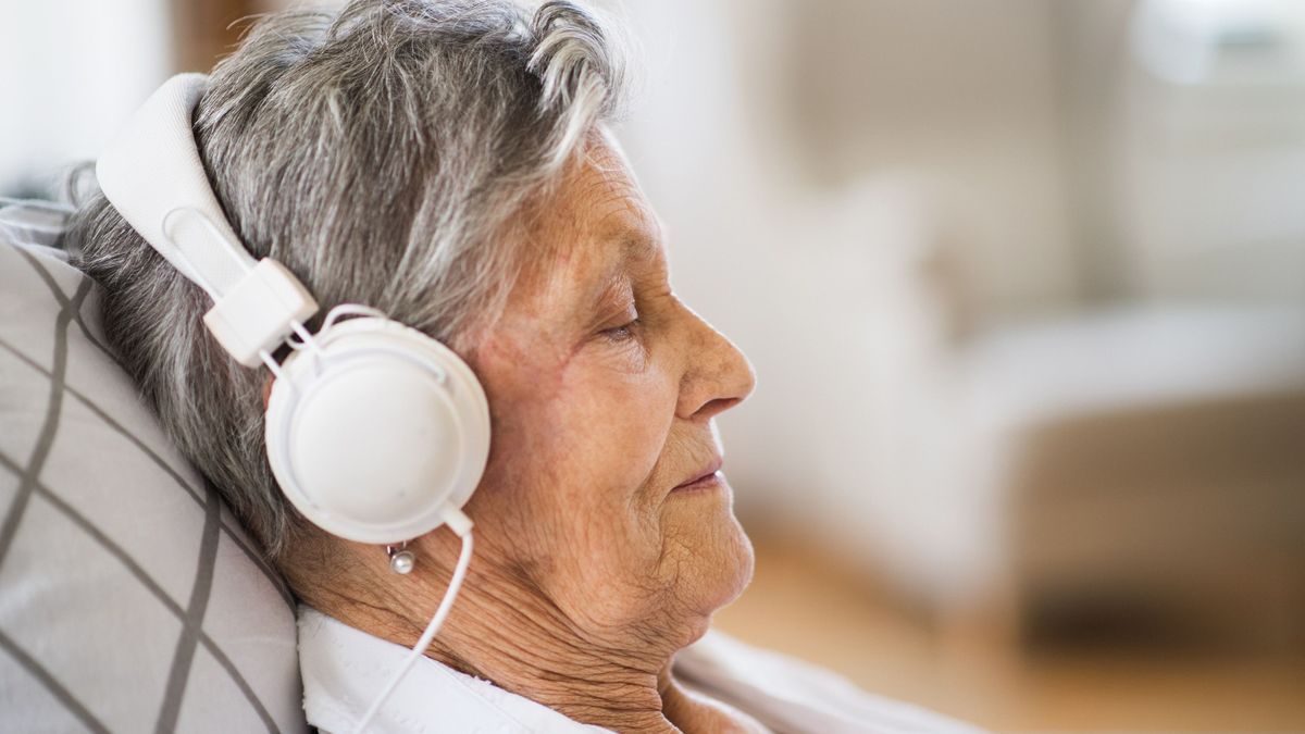 Music, a therapeutic tool for people suffering from dementia