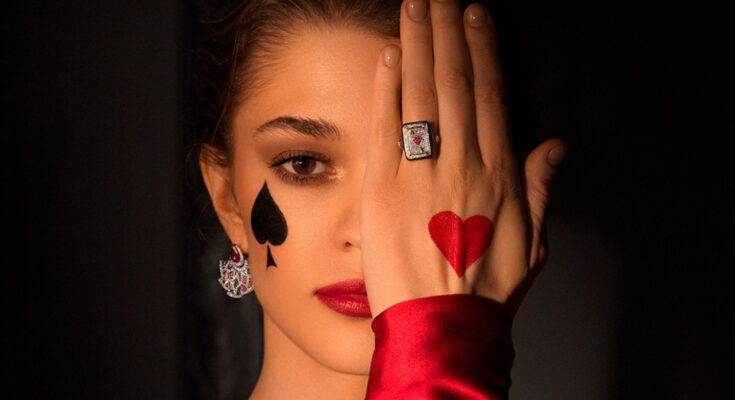 Parure Atelier has released a jewelry collection in honor of the ballet “The Queen of Spades”
