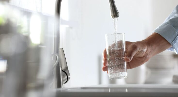 Perennial pollutants threaten the quality of tap water.  There is an urgent need to act according to 21 researchers