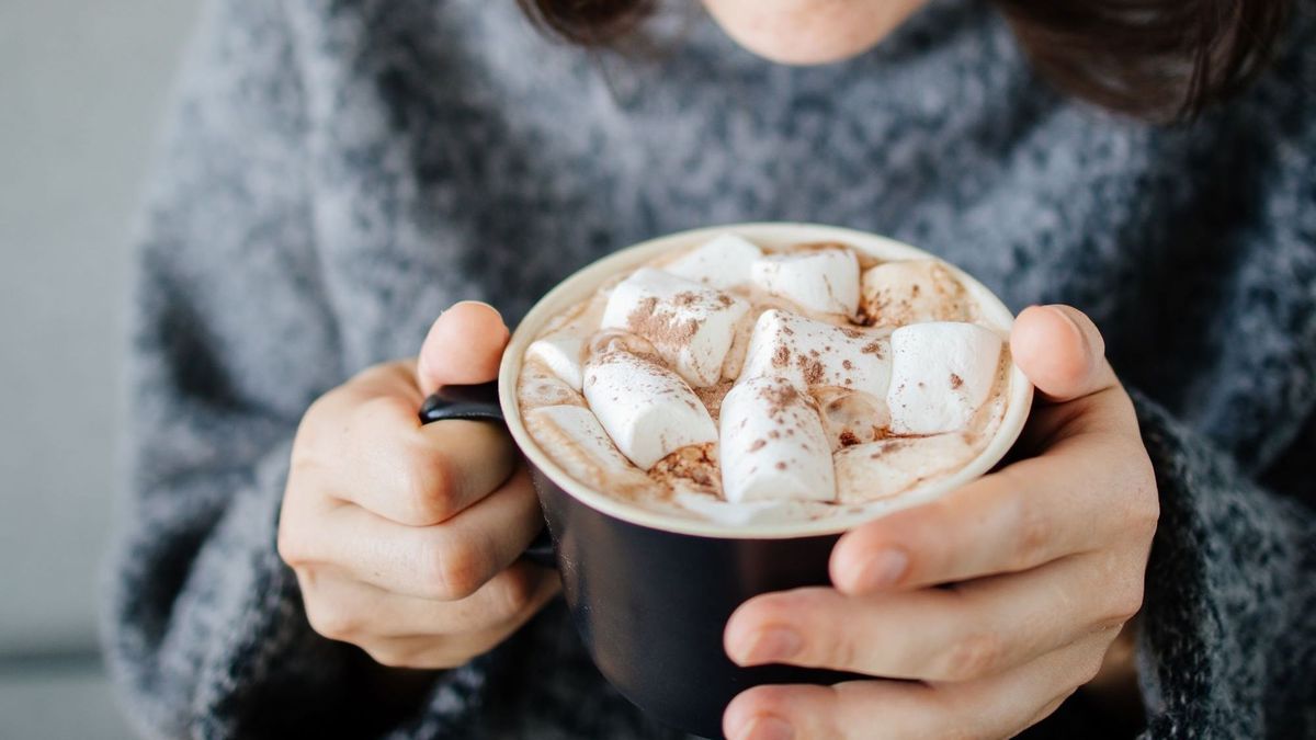 Can marshmallows help soothe a sore throat?