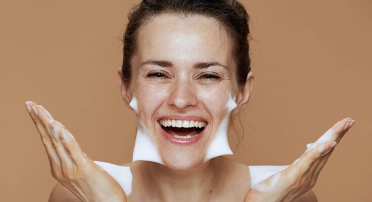'Clean girl', 'glass skin': skincare is establishing itself as the new star of beauty routines