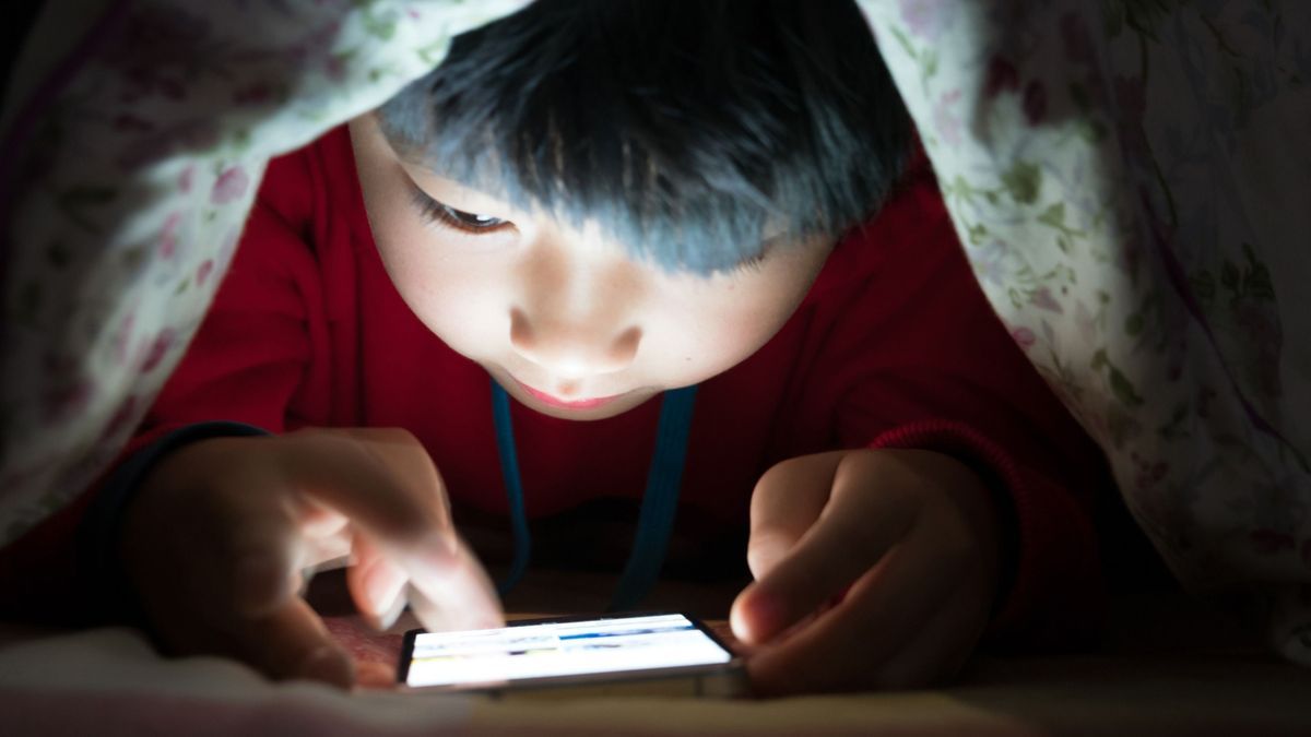How to control your children's smartphone screen time