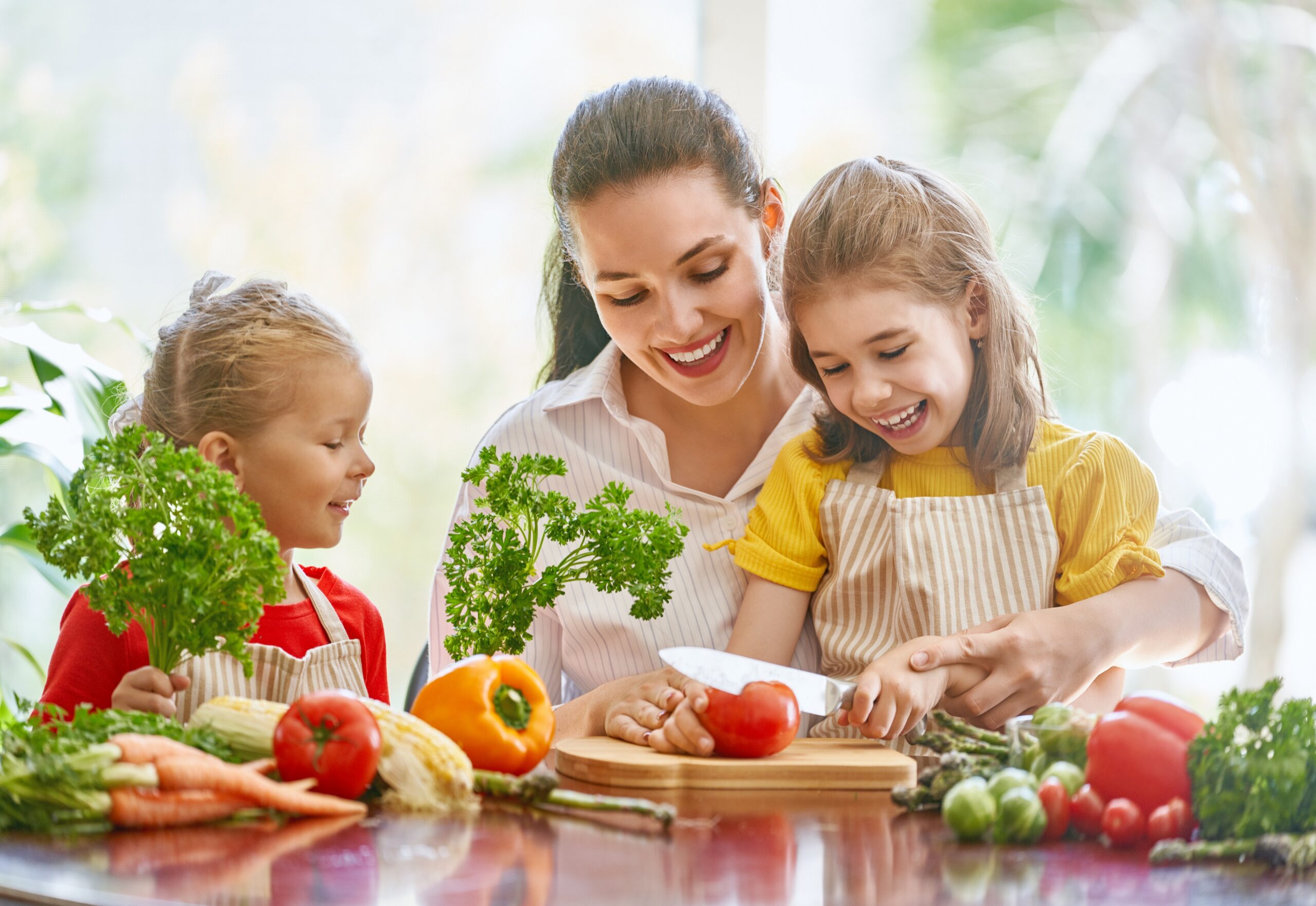 Motivate children to consume more fruit and vegetables