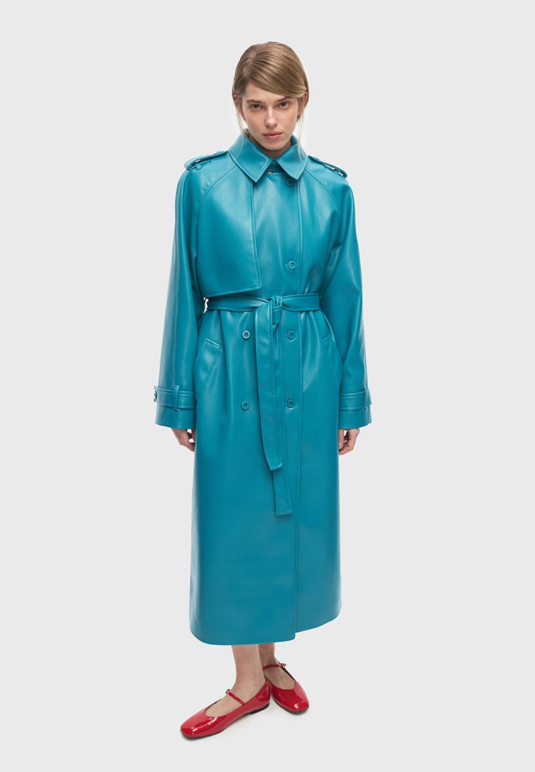 Voluminous eco-leather trench coat, Studio29, RUB 25,000.  (studio-29.ru)