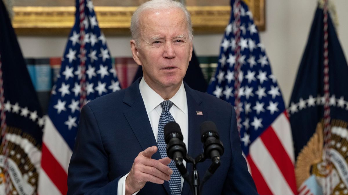 Joe Biden confuses Macron and Mitterand.  Should we be concerned about the cognitive health of the President of the United States?
