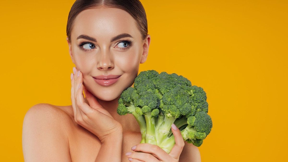 Tok beauty: the broccoli technique to create false freckles
