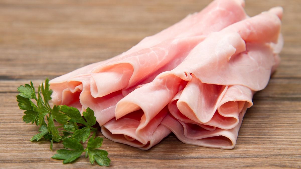 New recall of white ham sold throughout France