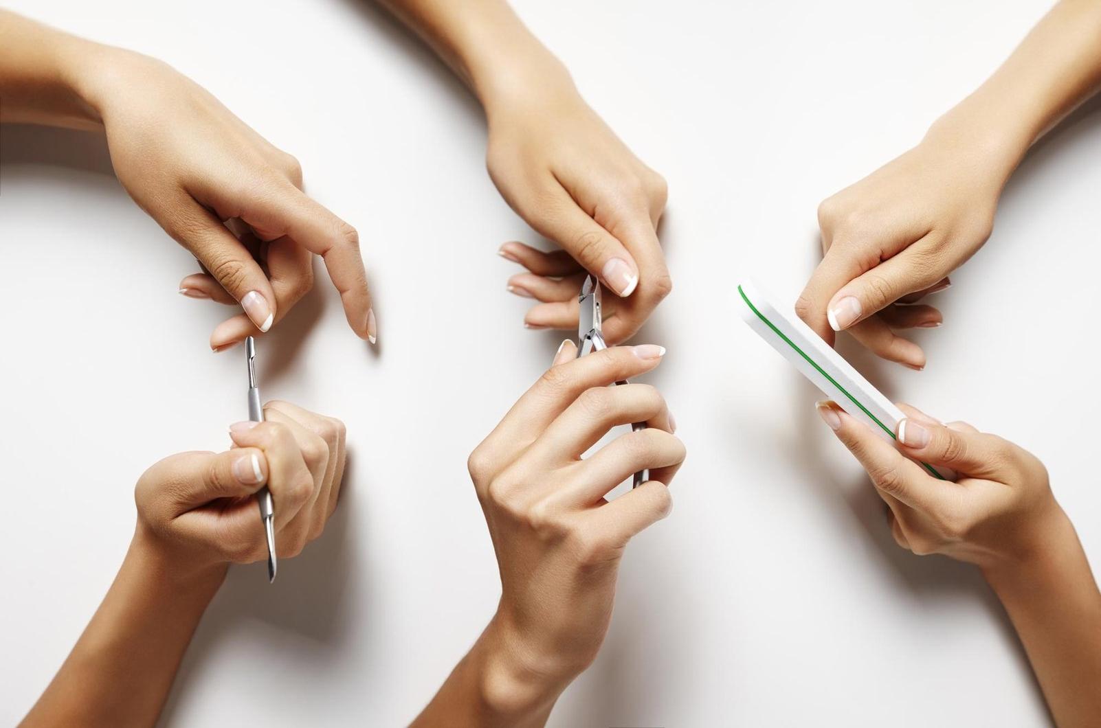 If at least two techniques are used, the manicure is considered combined.