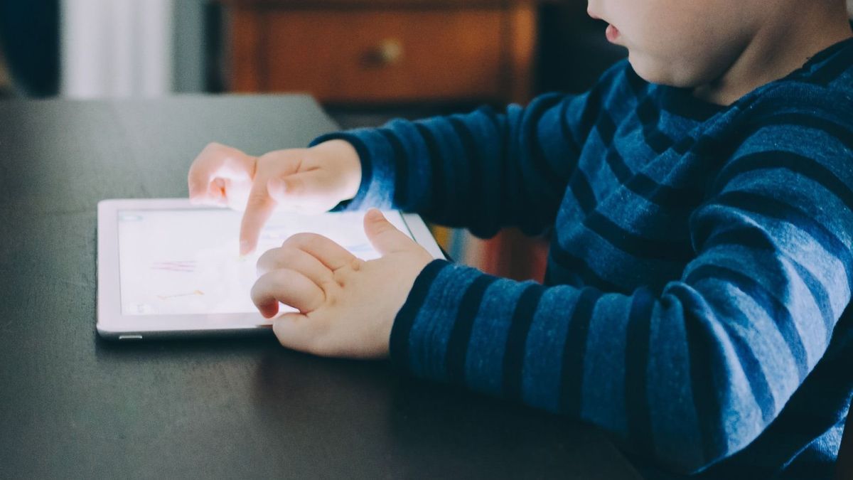 A consultation to get young children “addicted” to screens off the screen