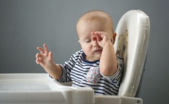 But why do babies rub their eyes when they are sleepy?