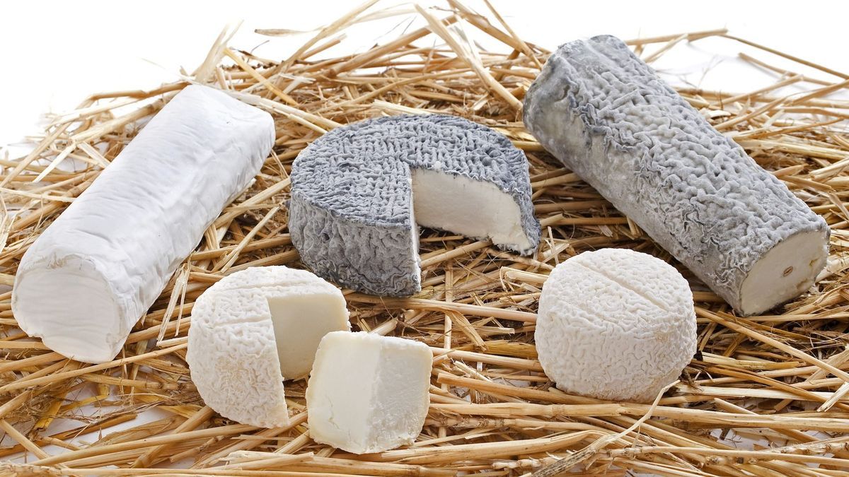 Attention !  These goat cheeses are recalled throughout France