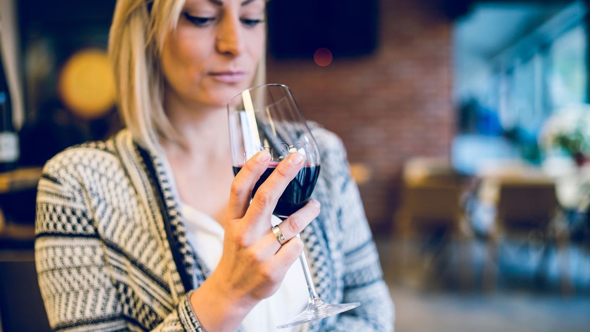 Alcohol increases the risk of heart disease, especially in women