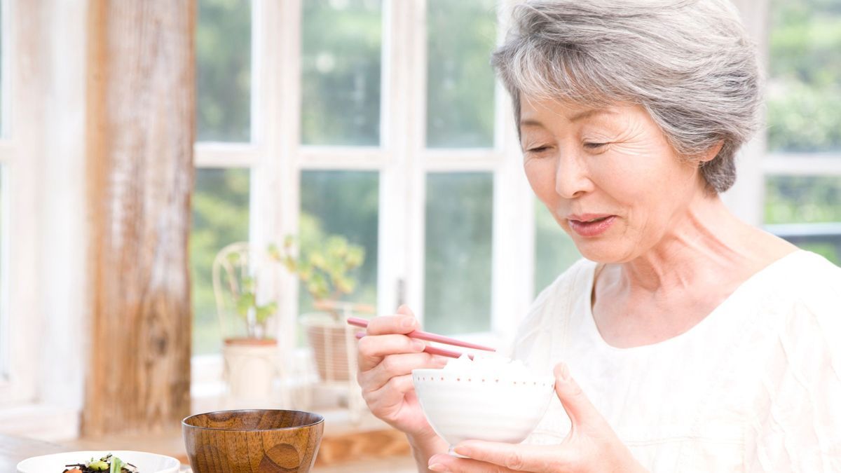 For good cognitive health, eat like the Japanese, ladies!