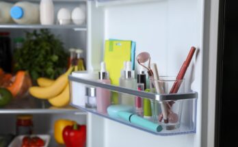 These cosmetics like low temperatures.  6 preparations that are better to keep in the refrigerator
