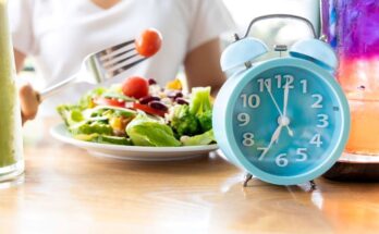 Want to start intermittent fasting before summer?  Our nutritionist doctor advises you
