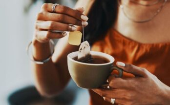 What if you drank a cup of tea to protect yourself from Covid-19?