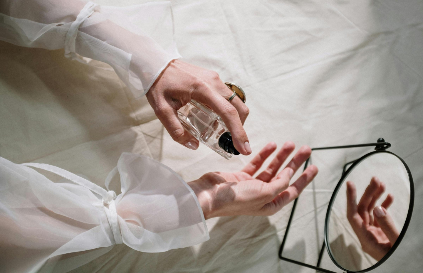 Wrists, hair, clothes: where to apply perfume to make the scent last longer
