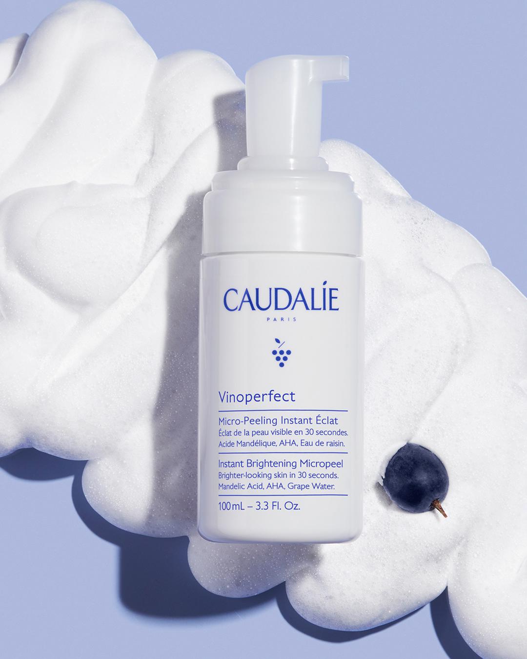 Cleansing mousse with micro-peeling effect Vinoperfect, Caudalie