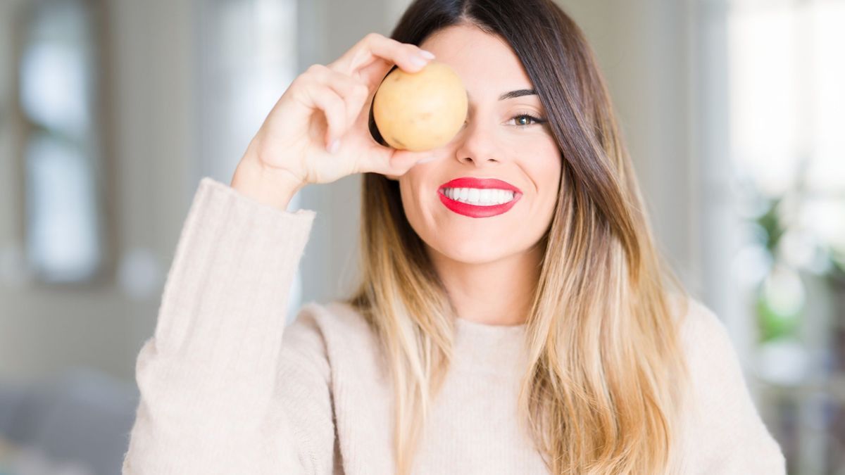 Tok beauty: the potato, the new natural remedy to fight against dark circles?