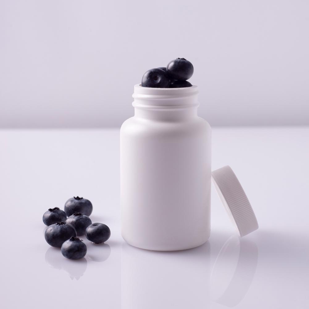 Blueberries are one of the richest natural sources of anthocyanins, which help reduce the risk of developing diabetes.