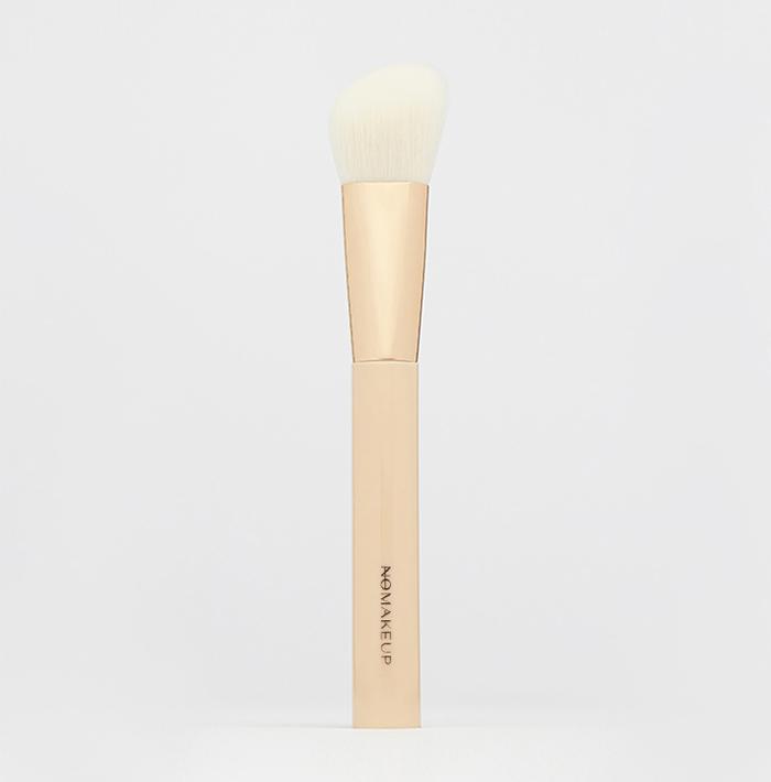 New collection of makeup tools No Makeup by Jeni Zinovieva