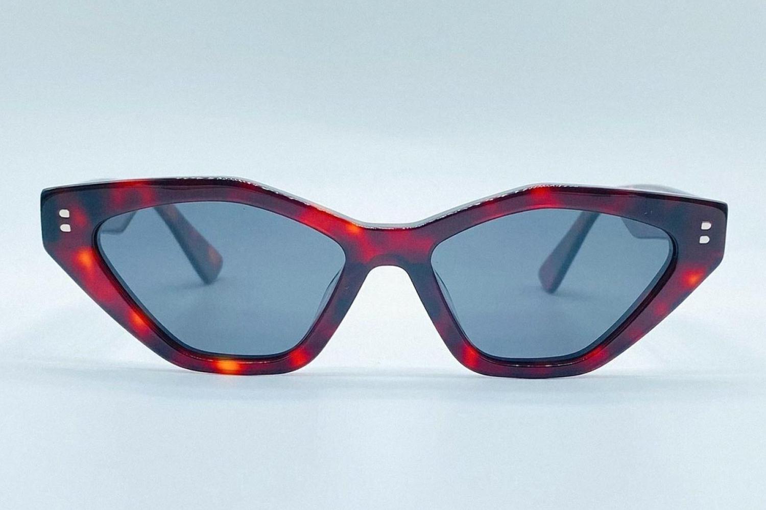 Sunglasses, Redberry, 17,000 rubles (moloko-glasses.ru)