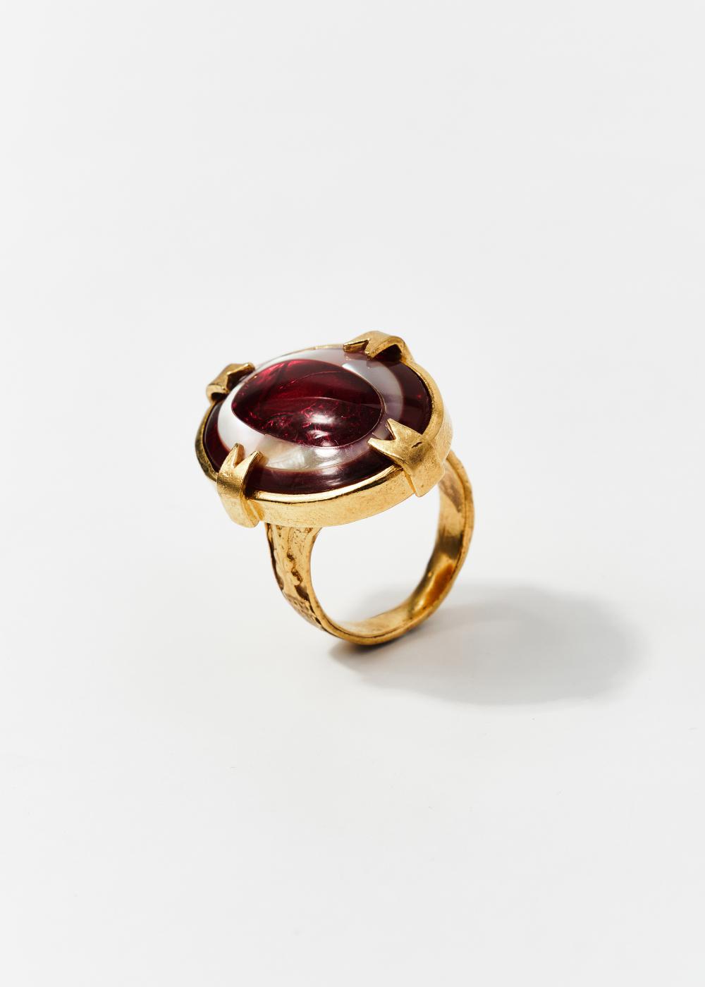 Gold plated ring with dark red acrylic and silver pattern, Gem Kingdom, RUB 22,900 (Poison Drop)