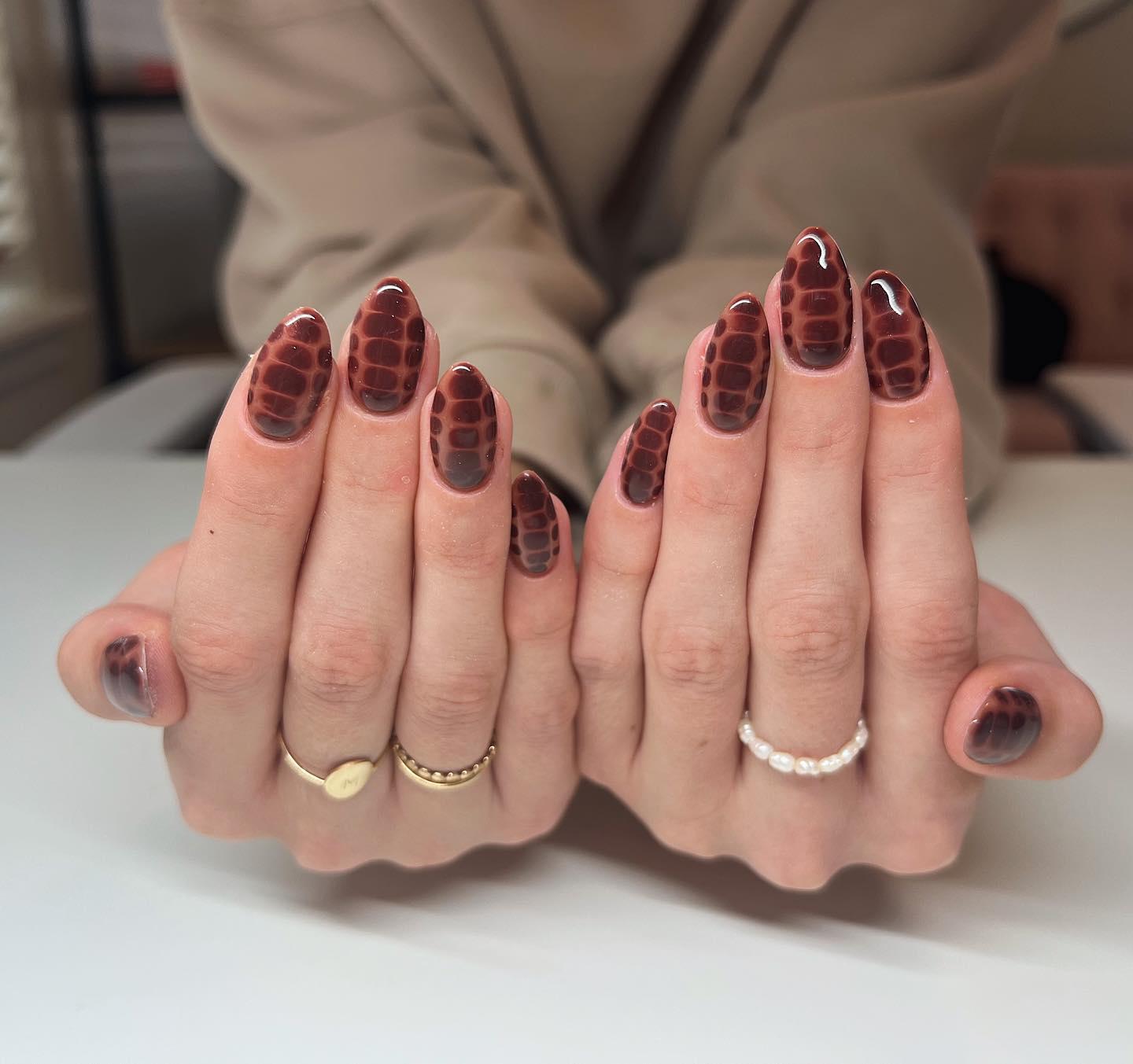 Photo: nails.by.pk / INSTAGRAM (OWNED BY META, THE COMPANY IS RECOGNIZED AS EXTREMIST AND BANNED IN RUSSIA)