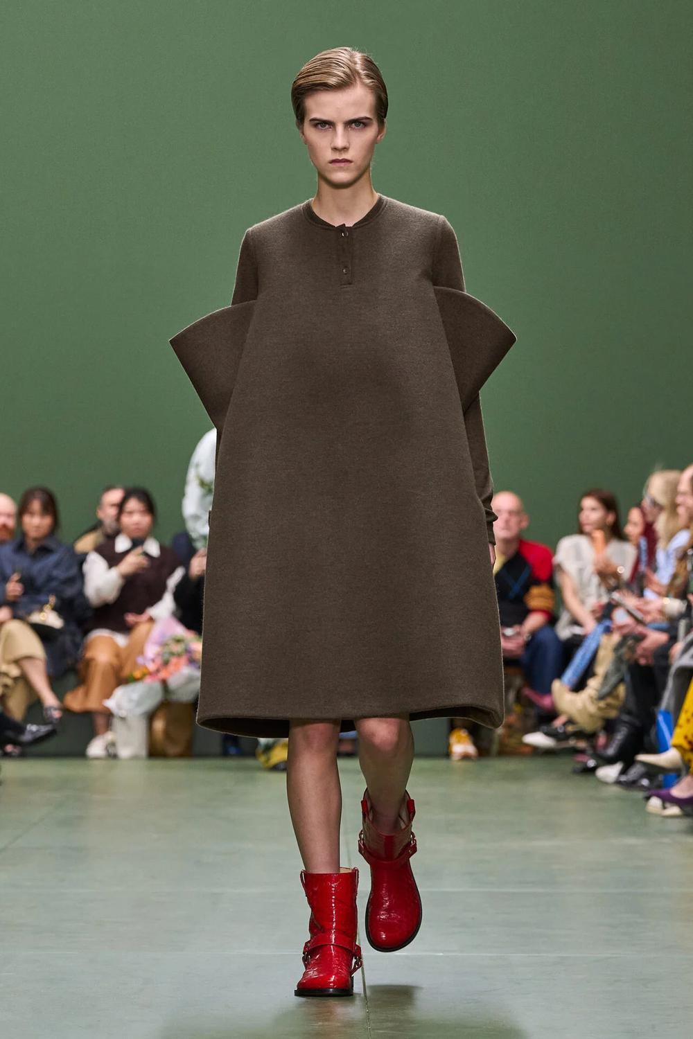 Loewe show, fall-winter 2024/25