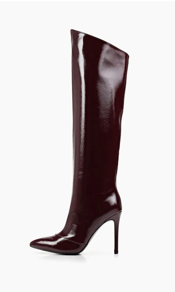 Over the knee boots, Vivian Royal, RUB 11,699. (lamoda.ru)